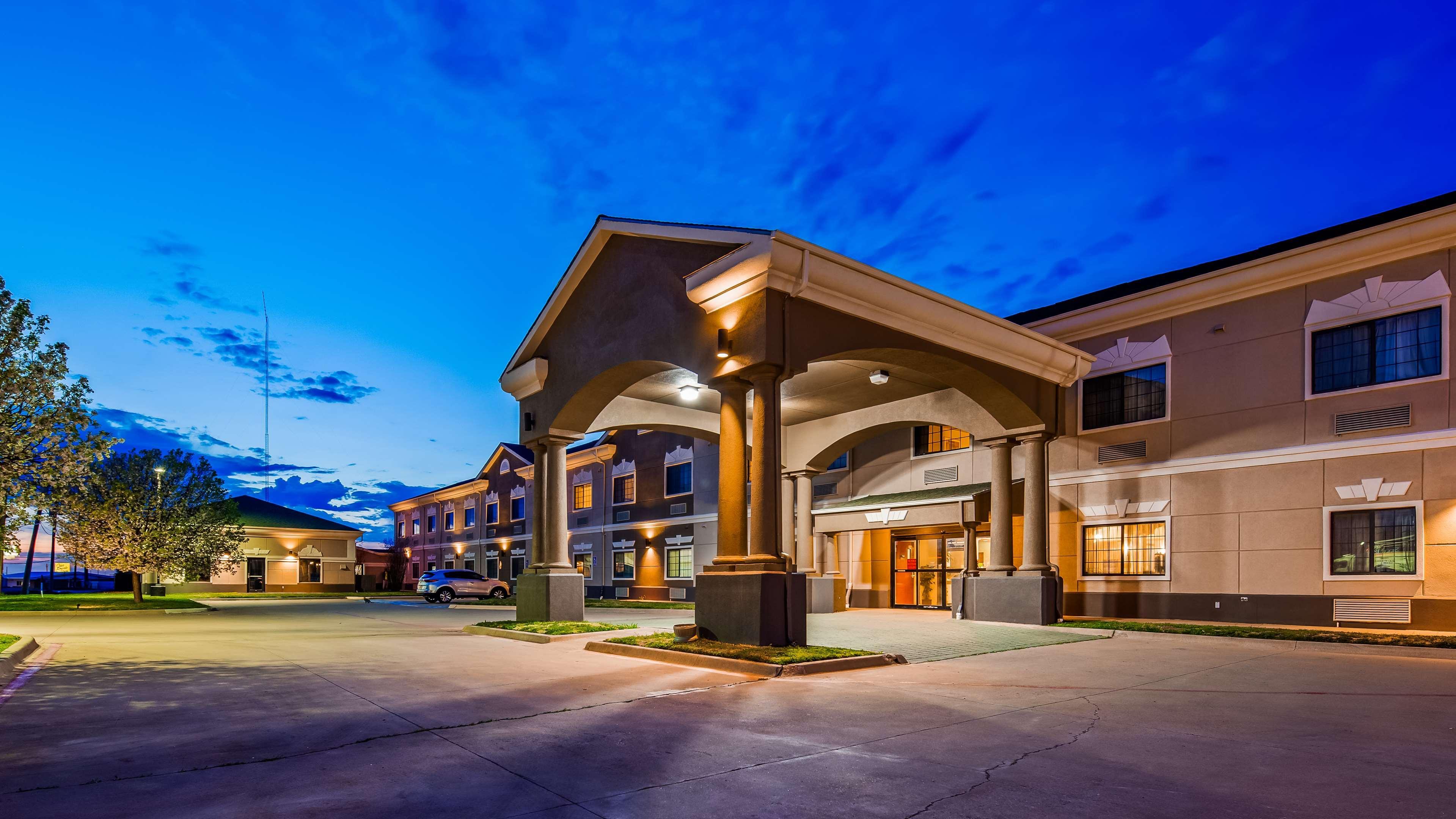 Best Western Quanah Inn & Suites Exterior photo